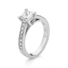 Princess Cut Diamond Engagement Ring