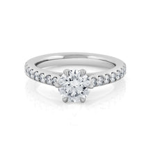 round diamond engagement ring